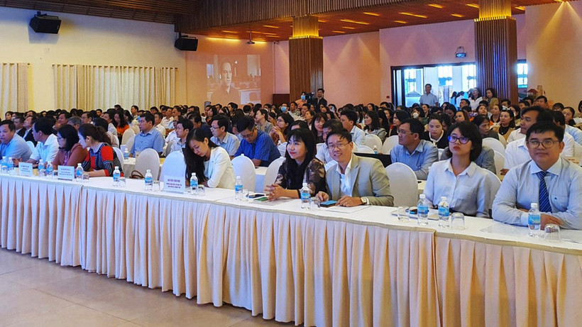 Quang cảnh Hội thảo Chuyển đổi số trong lĩnh vực giáo dục và đào tạo.