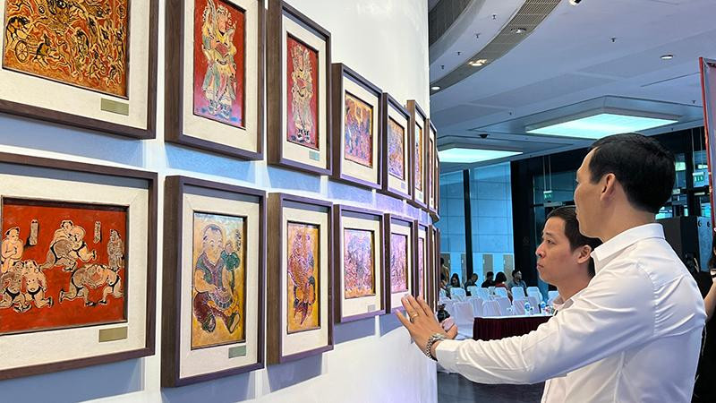 Khám phá những sáng tạo nghệ thuật từ tranh dân gian
