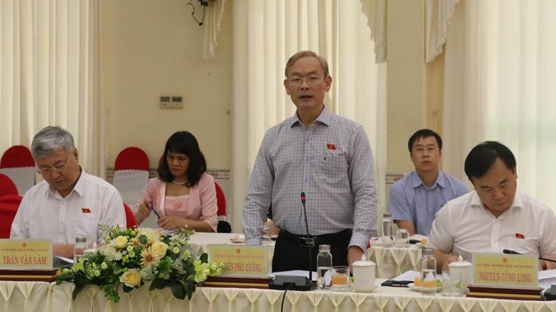 Chủ nhiệm Ủy ban Tài chính, Ngân sách của Quốc hội Nguyễn Phú Cường phát biểu tại buổi làm việc.
