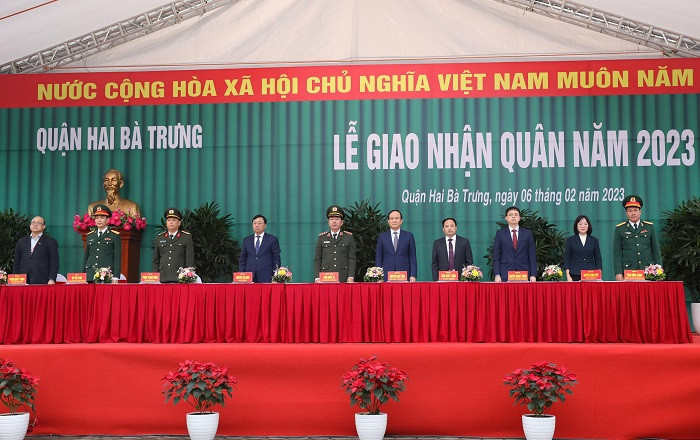 Lễ giao, nhận quân tại quận Hai Bà Trưng