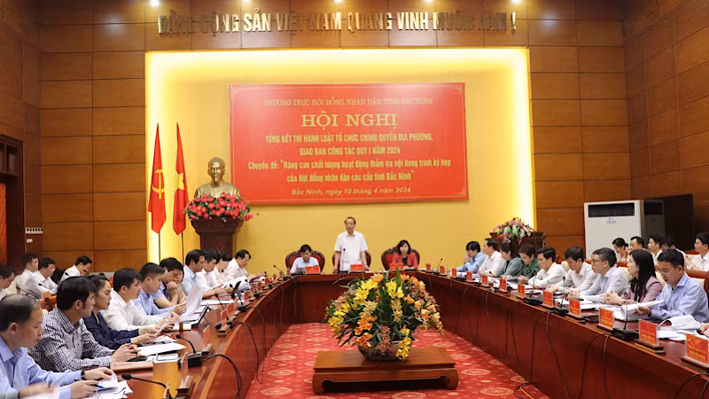 Các đại biểu tham dự hội nghị.