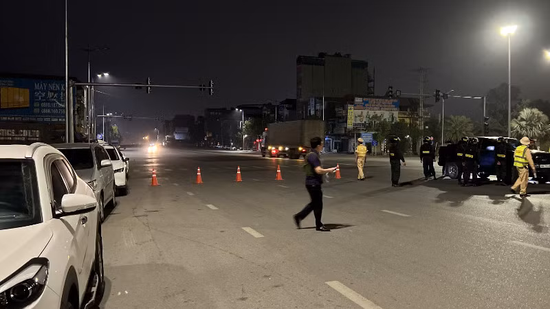 Triển khai lực lượng chặn bắt đối tượng.