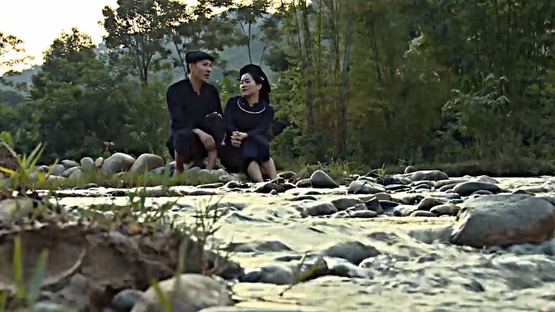 Làn điệu Nàng ới vang lên bên bến suối, nét đẹp trong sinh hoạt dân gian của đồng bào Tày, Nùng.