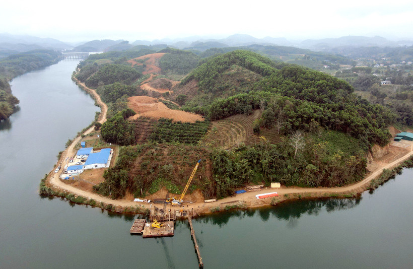 Tuyến đường cao tốc Tuyên Quang - Hà Giang nhìn từ trên cao.