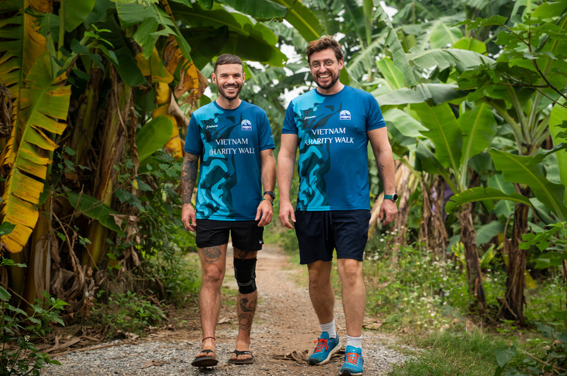 Thầy giáo Jake Norris và Sean Down.