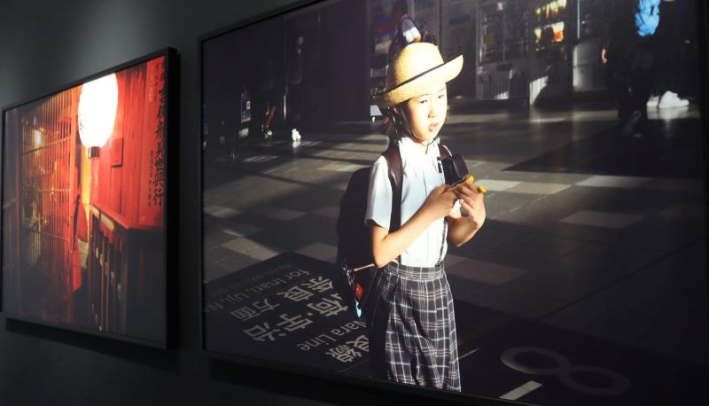 Những bức ảnh lưu lại những khoảnh khắc thường ngày.