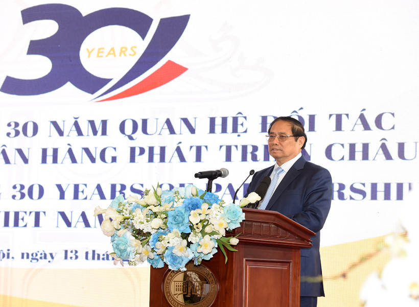 Thủ tướng mong ADB tiếp tục hỗ trợ Việt Nam về nguồn vốn, công nghệ, xây dựng thể chế, nâng cao năng lực quản trị, đào tạo nhân lực, tư vấn chính sách...