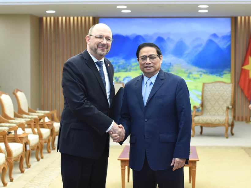 Thủ tướng Phạm Minh Chính tiếp ông Thomas Gass, Đại sứ đặc mệnh toàn quyền Liên bang Thụy Sĩ tại Việt Nam.