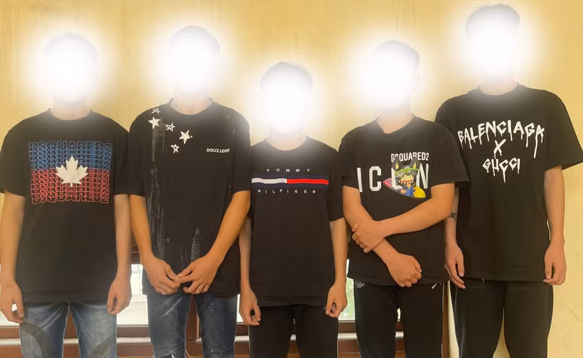 Khởi tố nhóm thanh thiếu niên 17 tuổi tội giết người và gây rối trật tự công cộng