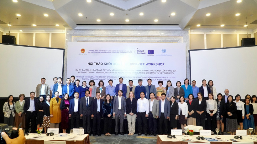 Đại diện Ban Quản lý các dự án hỗ trợ kỹ thuật lĩnh vực tiết kiệm năng lượng - Bộ Công thương và Tổ chức Phát triển công nghiệp Liên hợp quốc (UNIDO).
