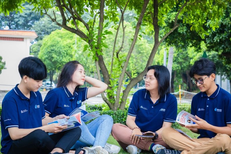 Hoa Sen College (HSC) đào tạo hai hệ 9+ và 12+