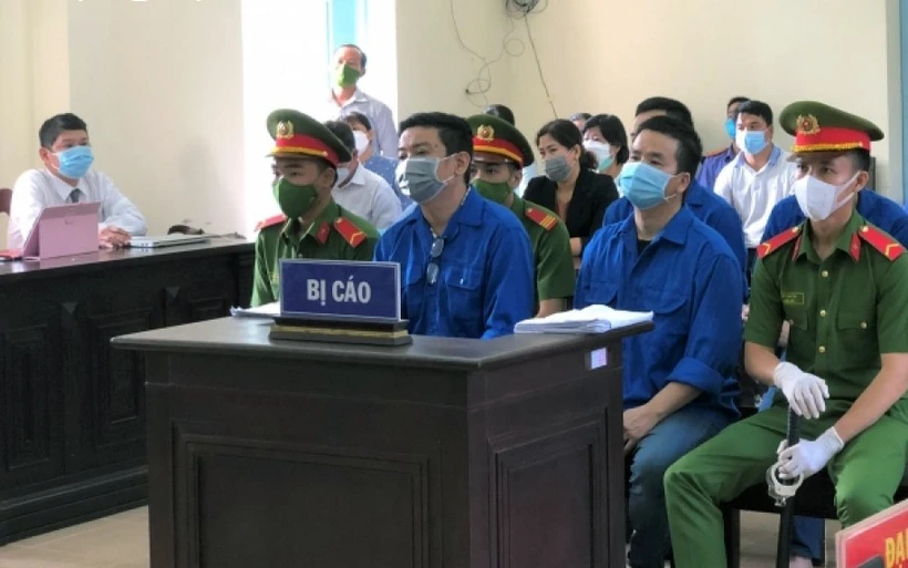 Xét xử sơ thẩm vụ án lợi dụng các quyền tự do dân chủ xâm phạm lợi ích của Nhà nước, quyền, lợi ích hợp pháp của tổ chức cá nhân đối với Trương Châu Hữu Danh và các đồng phạm. 