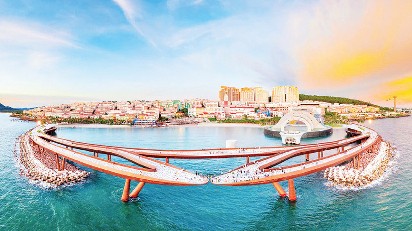 Tác phẩm "Điểm nhấn Phú Quốc xếp vào top 2 đảo đẹp nhất thế giới" của tác giả Trương Phú Quốc đoạt Giải nhất. 