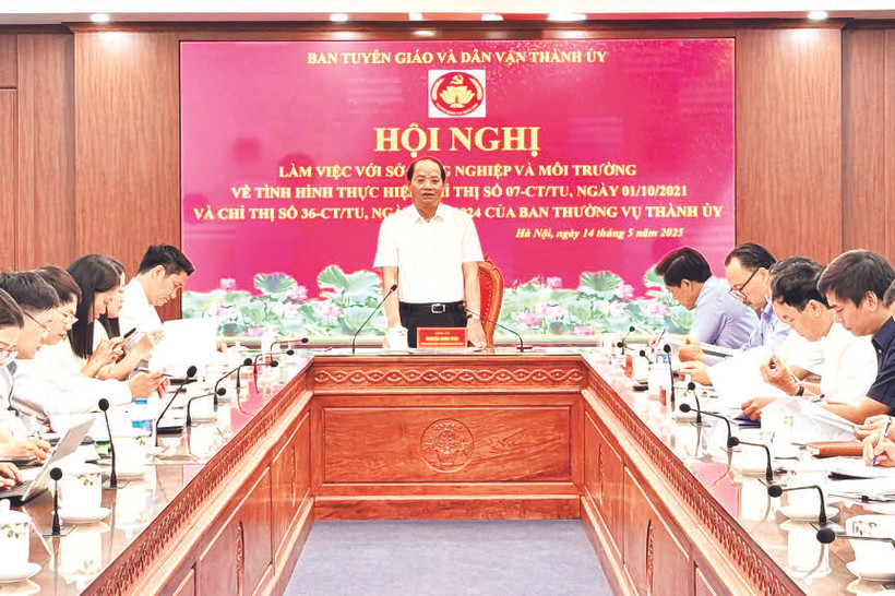 Trưởng Ban Tuyên giáo và Dân vận Thành ủy Hà Nội Nguyễn Doãn Toản làm việc với Sở Nông nghiệp và Môi trường về kết quả thực hiện công tác dân vận Nhà nước. 