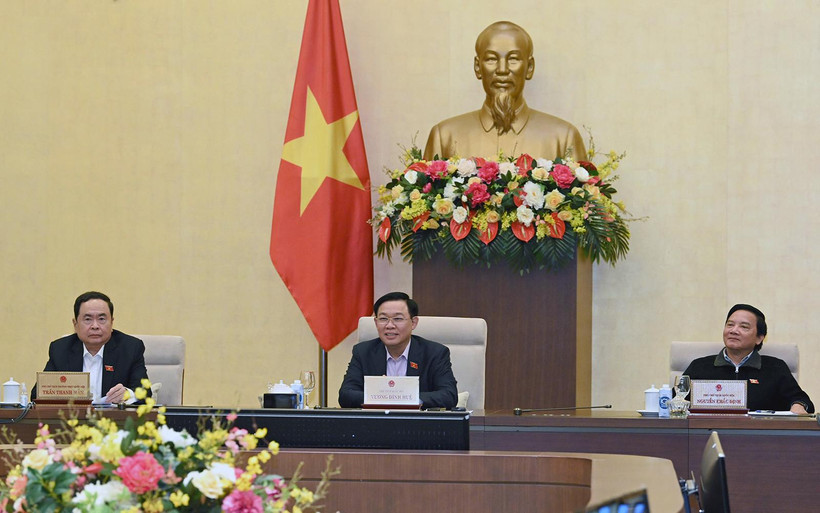 Chủ tịch Quốc hội Vương Ðình Huệ tại phiên họp Ủy ban Thường vụ Quốc hội. (Ảnh VŨ LINH) 