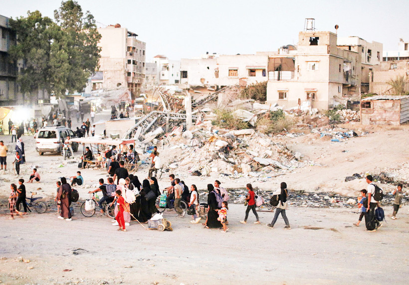 Người dân ở Gaza mất nhà ở do xung đột. 