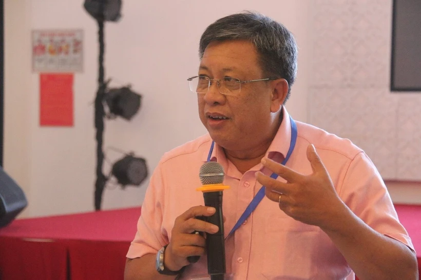 Ông Lê Thanh Tùng