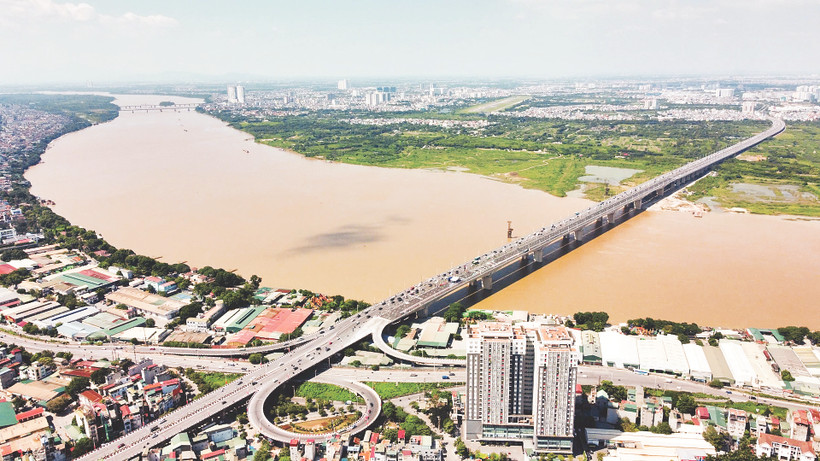 Không gian sông Hồng sẽ là “biểu tượng phát triển mới” của Thủ đô. Ảnh: KHIẾU MINH