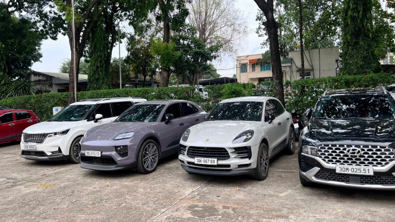 Tang vật, phương tiện hoạt động của các đối tượng bị tạm giữ trong chuyên án.