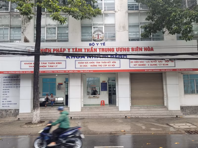 Viện Pháp y tâm thần Trung ương Biên Hòa có trụ sở tại phường Tân Phong, thành phố Biên Hòa, tỉnh Đồng Nai. 
