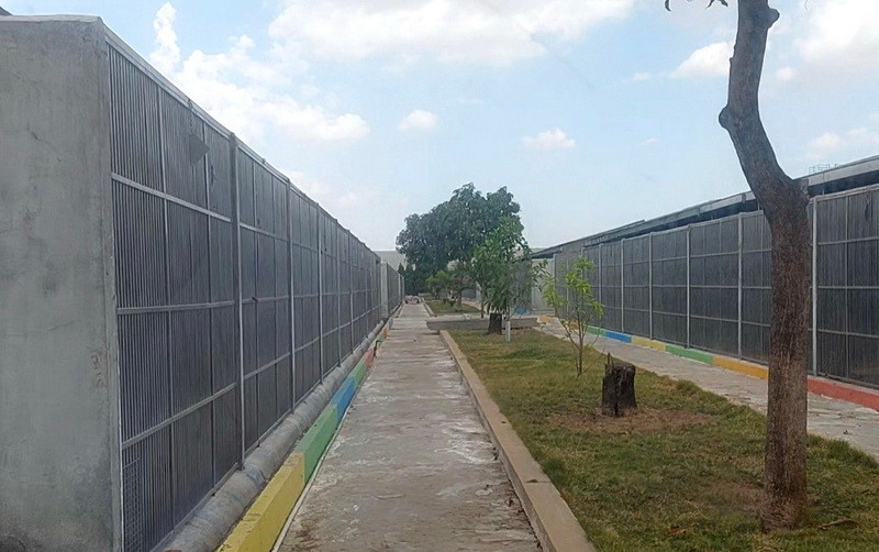 Trại nuôi khỉ xuất khẩu phục vụ nghiên cứu y sinh học của Công ty Liên doanh nuôi và phát triển khỉ Việt Nam.