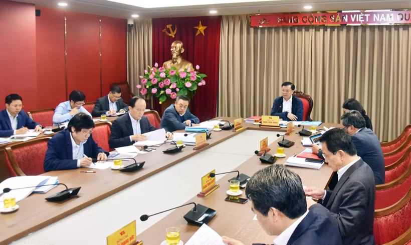 Hội nghị Thường trực Thành ủy Hà Nội sáng 15/2.