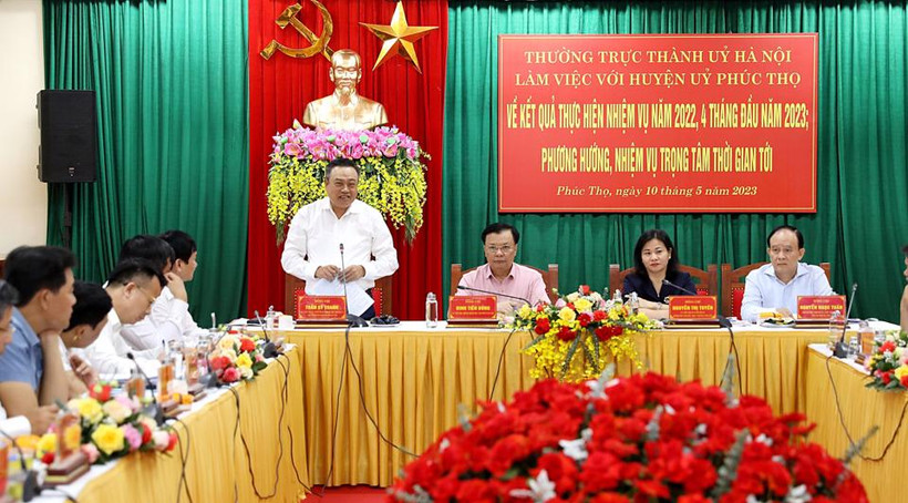  Thường trực Thành ủy Hà Nội làm việc với Huyện ủy Phúc Thọ, sáng 10/5.