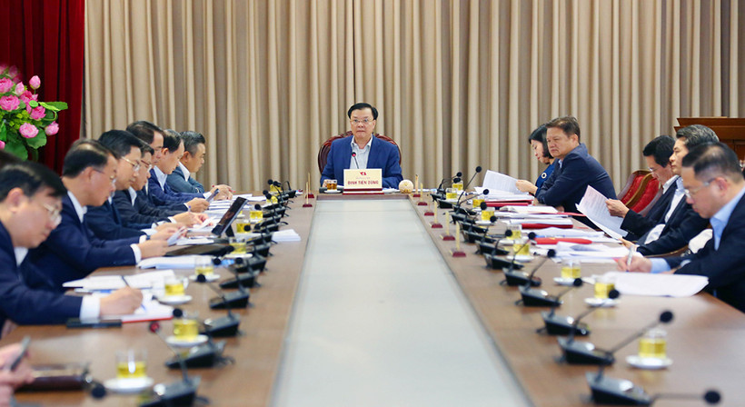 Bí thư Thành ủy Hà Nội Đinh Tiến Dũng kết luận hội nghị chiều 28/3.