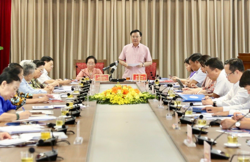 Quang cảnh hội nghị sáng 11/7.