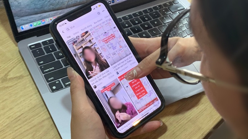 Xem bói online đang nở rộ trong thời gian gần đây.