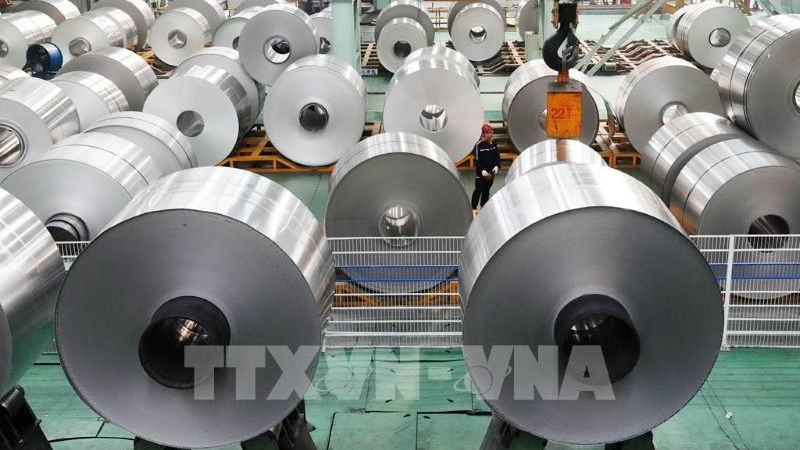 Nhôm thành phẩm trong phân xưởng sản xuất của một tập đoàn ở Cáp Nhĩ Tân, tỉnh Hắc Long Giang, Trung Quốc. (Ảnh: THX/TTXVN)