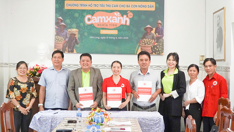 Ra mắt chương trình "Cam xanh nghĩa tình".