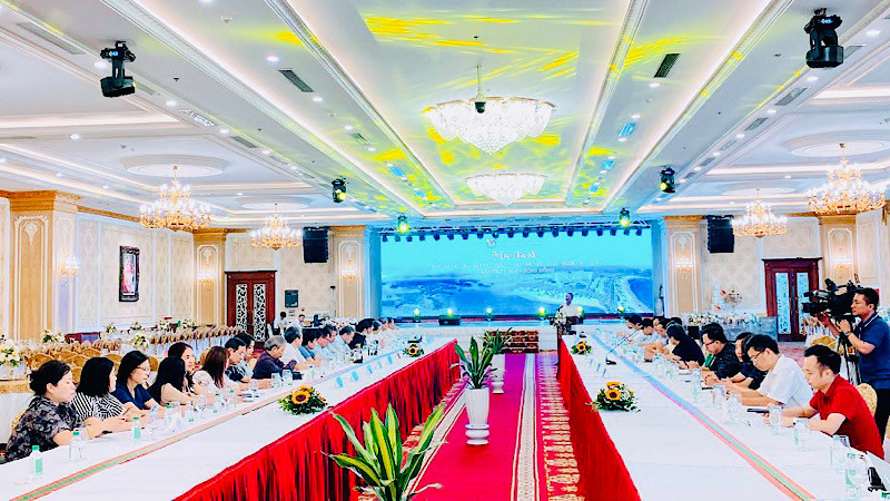 Quang cảnh tọa đàm.