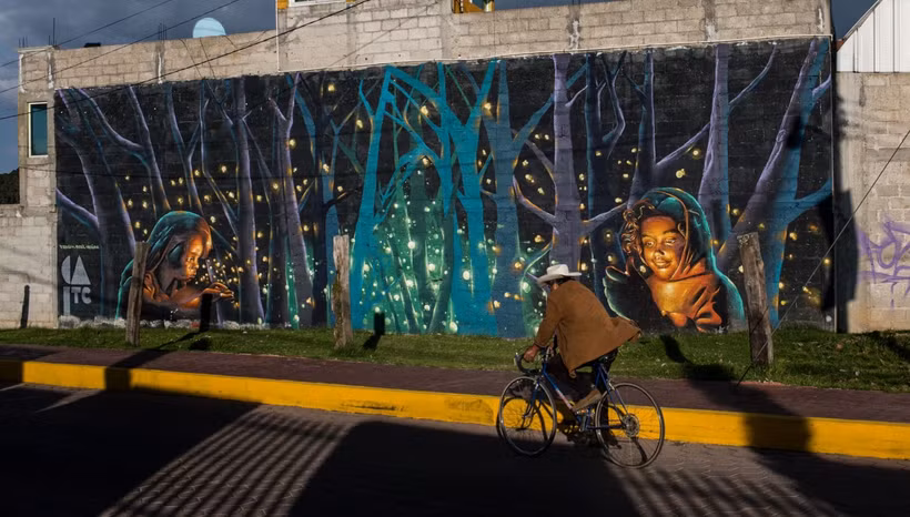 Tranh tường về đom đóm ở làng San Felipe de Hidalgo (Nanacamilpa, Mexico).