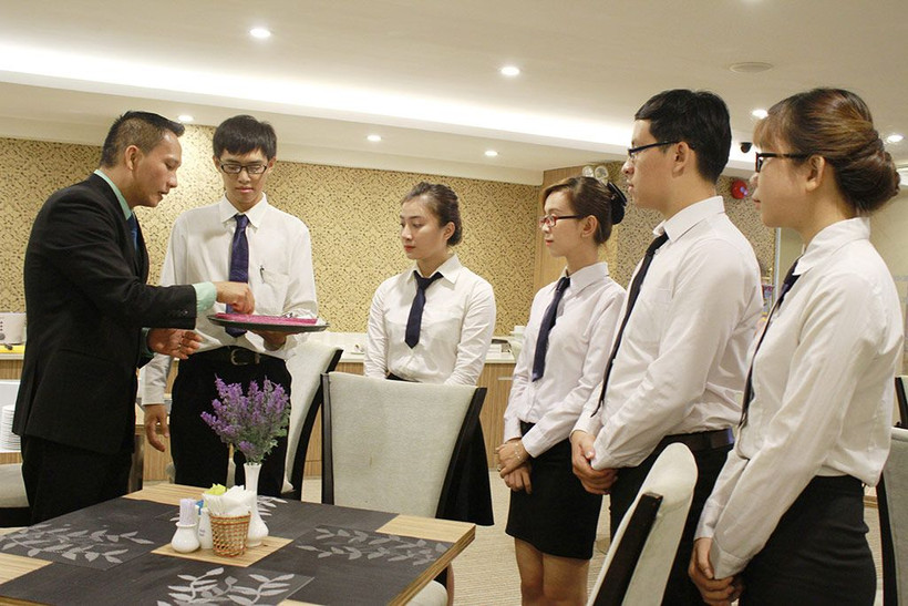 Hiện thiếu hụt trầm trọng nguồn nhân lực ngành khách sạn. Nguồn: Trung tâm Đào tạo chứng chỉ ngắn hạn