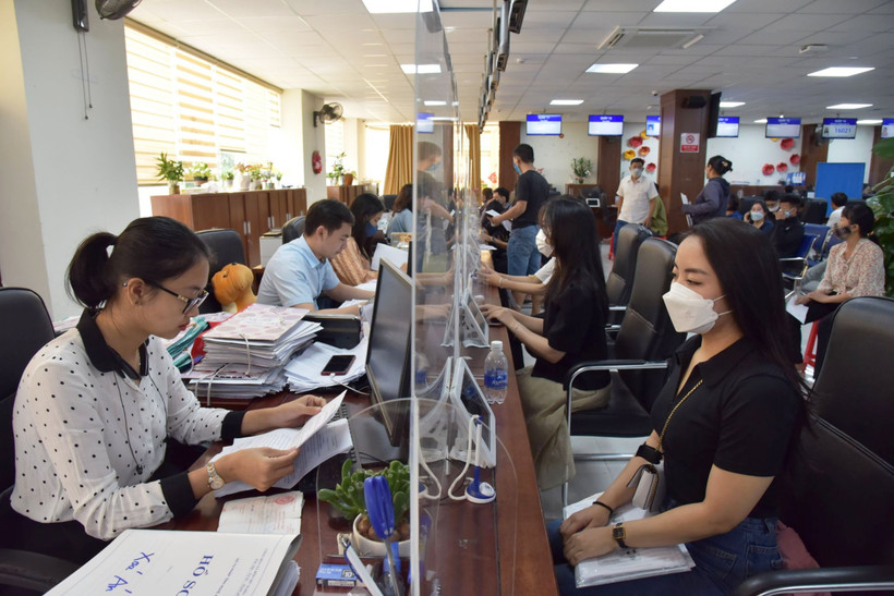 Tinh giản biên chế cần đi đôi với việc sắp xếp bộ máy tinh gọn, hiệu quả. Ảnh: Thanh Lê