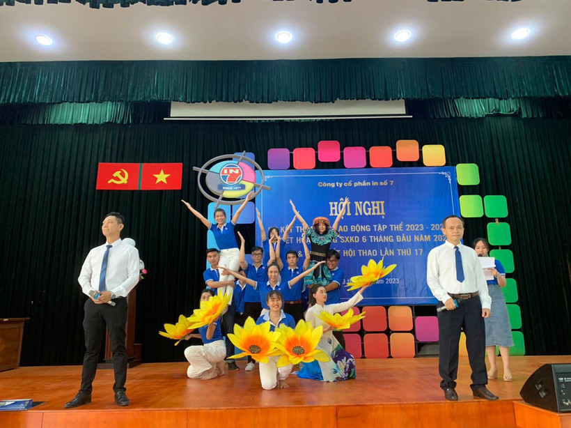 Hội nghị ký kết Thỏa ước lao động tập thể tại Công ty cổ phần In số 7. Ảnh: Minh Trung