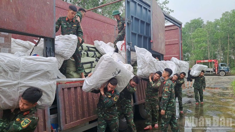 Hàng viện trợ của Chính phủ Liên bang Nga đã được chuyển đến Huế.