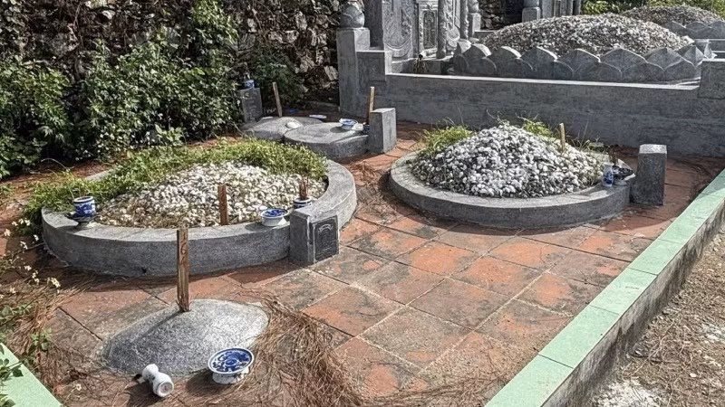 Ban quản lí dự án xin lỗi vì hành động không tôn trọng người đã khuất.