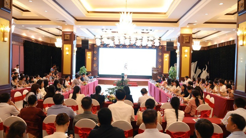 Hội thảo thu hút hơn 100 đại biểu tham dự trực tiếp và hơn 1.000 điểm cầu trực tuyến trên toàn quốc.