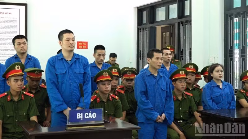 Hội đồng xét xử đã tuyên bốn án tử hình trong vụ án ma túy lớn nhất thành phố Huế.