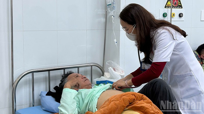 Ông M. đang dần hồi phục sau quá trình điều trị do bị ngộ độc.