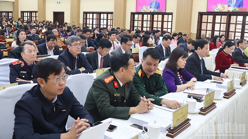Các đại biểu dự kỳ họp. ndo_br_11.jpg