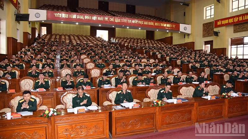 Quang cảnh hội nghị tổng kết năm học 2024-2025.