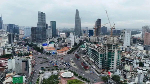 Khu vực ga Bến Thành, điểm đầu tuyến Metro Bến Thành-Cần Giờ. (Ảnh: VÕ LÊ)