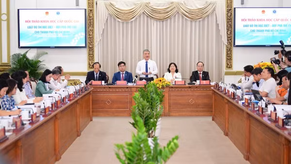 Hội thảo khoa học cấp quốc gia “Luật Đô thị đặc biệt - Đột phá thể chế cho Thành phố Hồ Chí Minh” (Ảnh: Q. ĐỊNH)