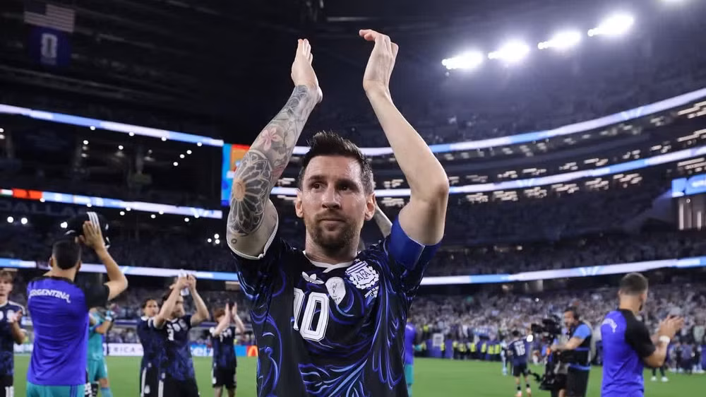 Messi ghi 1 bàn thắng trong chiến thắng của Argentina trước Jordan. (Ảnh: FIFA)