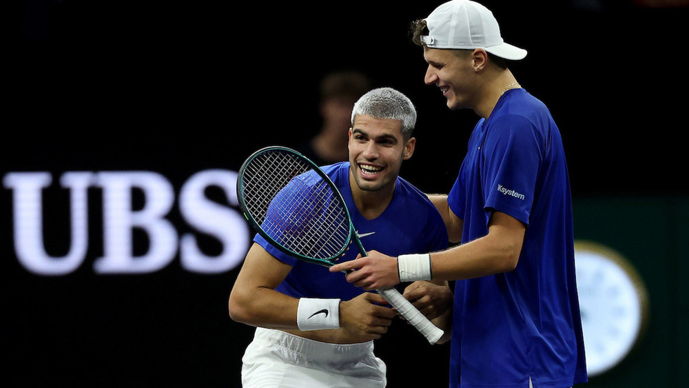 Carlos Alcaraz tỏa sáng giúp đội châu Âu vượt lên dẫn trước tại Laver Cup  2025 | Báo Nhân Dân điện tử