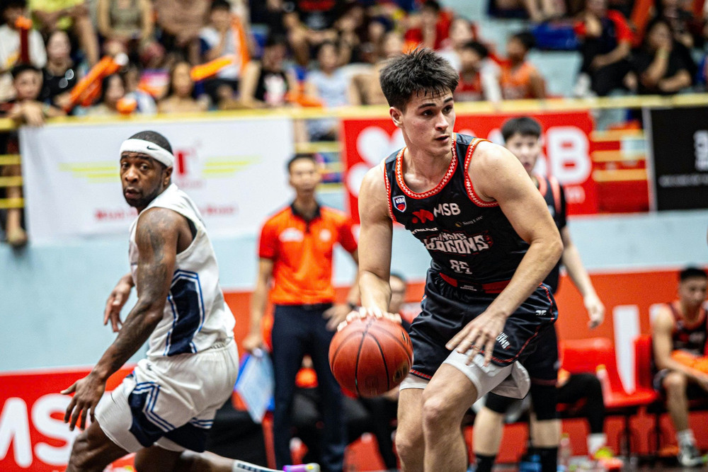 Tài năng trẻ Huỳnh Andre Minh Triết góp sức vào chiến thắng của Danang Dragons. (Ảnh: VBA) 3-tai-nang-tre-huynh-andre-minh-triet-gop-ten-o-doi-hinh-xuat-phat-danang-dragons.jpg