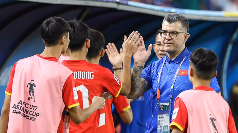 Thầy trò huấn luyện viên Cristiano Roland hướng tới Vòng loại U17 châu Á 2026 diễn ra vào tháng 11 tới đây. (Ảnh: VFF)